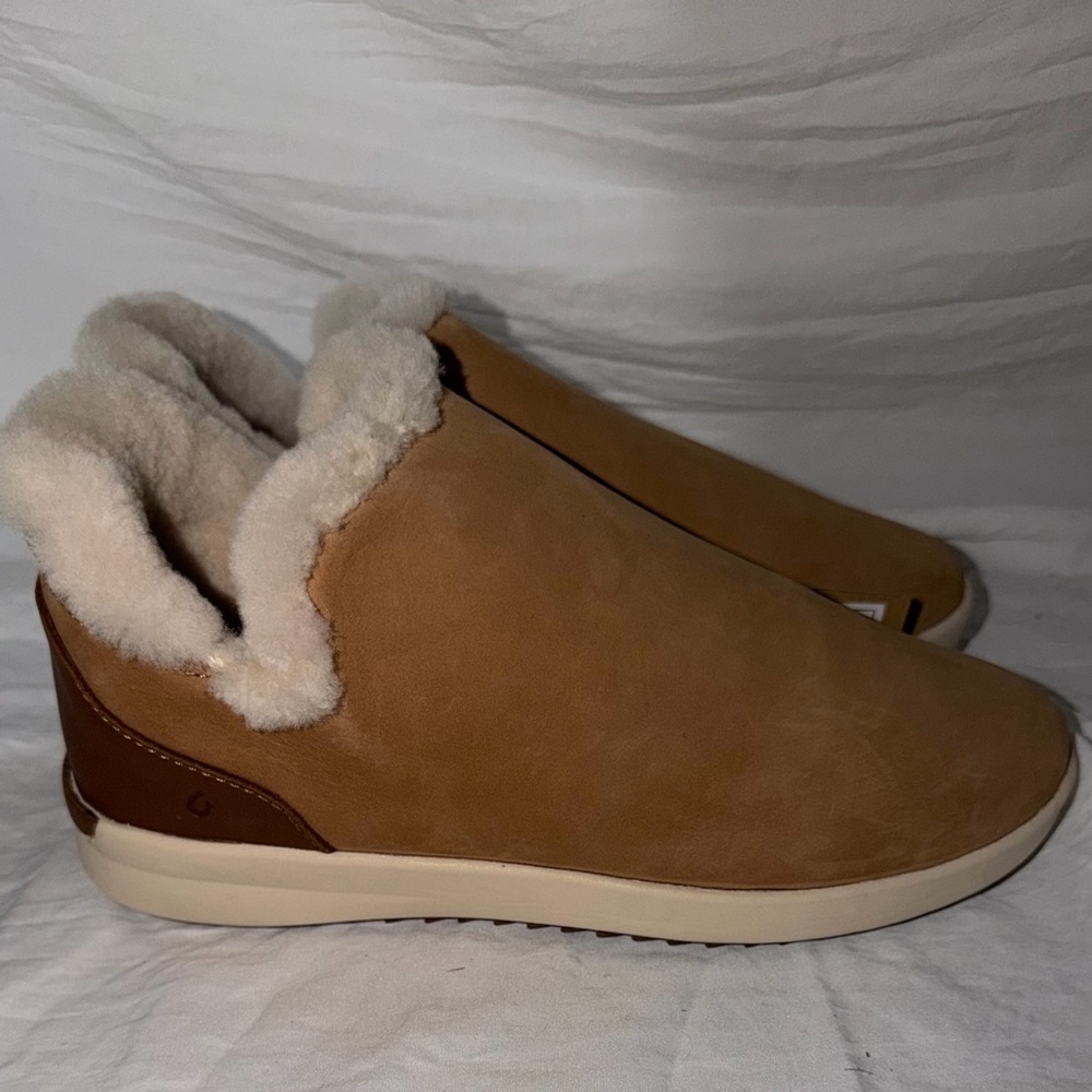 OluKai Mālua Hulu Shearling Slipper Bootie - Picture 5 of 9